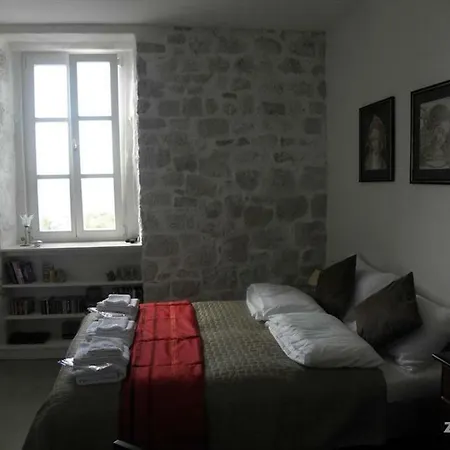 Sedam Bisera Apartamento